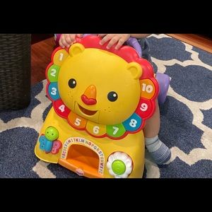 Baby riding toy